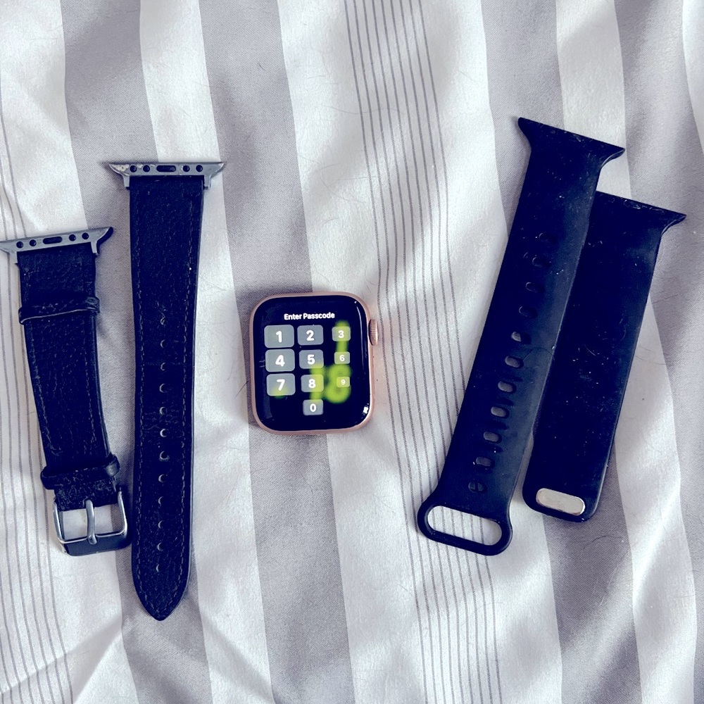 Apple iWatch Series 4 with cellular GPS